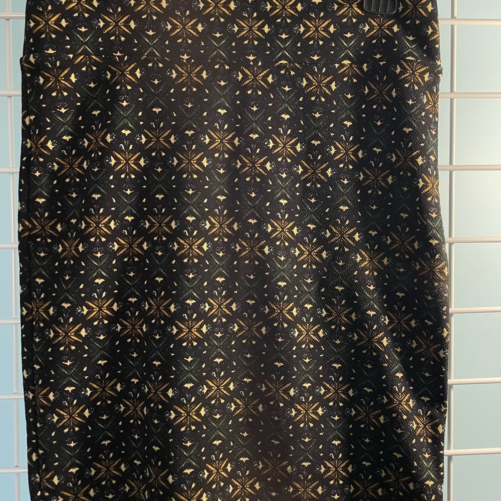 LuLaRoe Black and Gold Midi Pencil Skirt